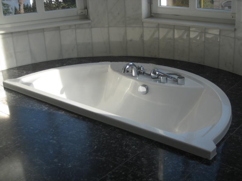 Komfortable Wohnung in neu erbauter Stadtvilla ! - Photo 3