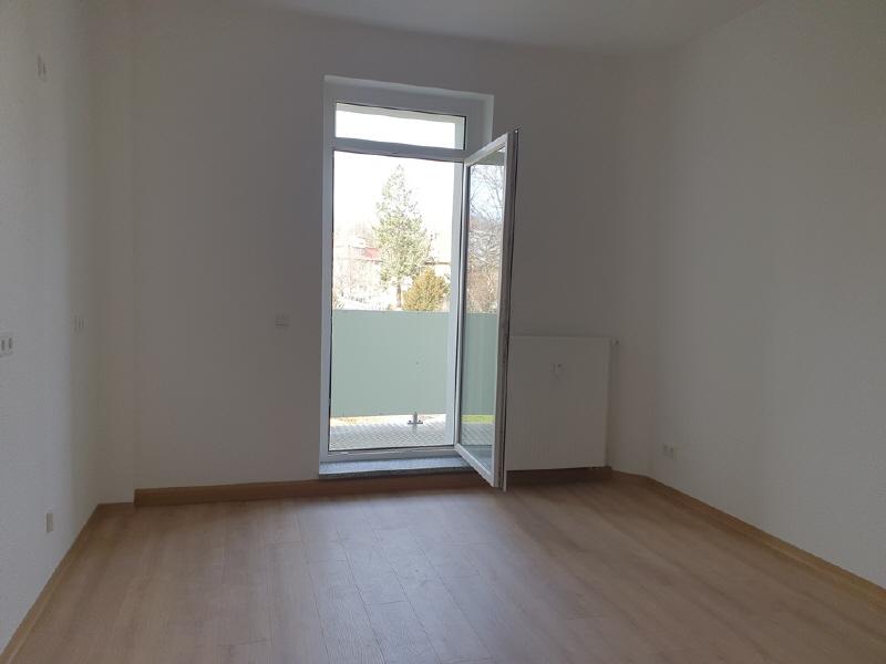 Sanierte Zweiraumwohnung mit Balkon in schöner Wohnlage - Photo 2