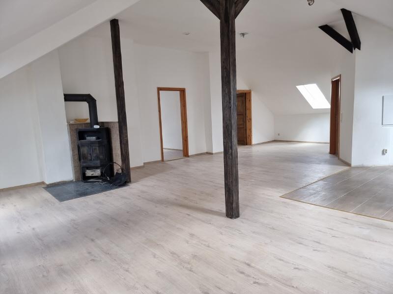 Großzügige DG-Wohnung mt Garage! - Photo 3