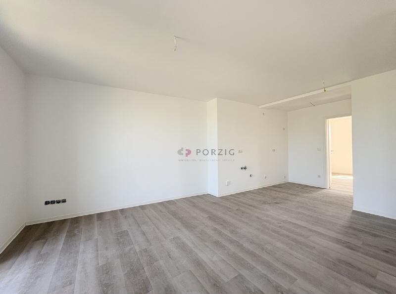 Einziehen & wohlfühlen: frisch modernisierte 2-Raum-Wohnung mit Charme - Foto 3