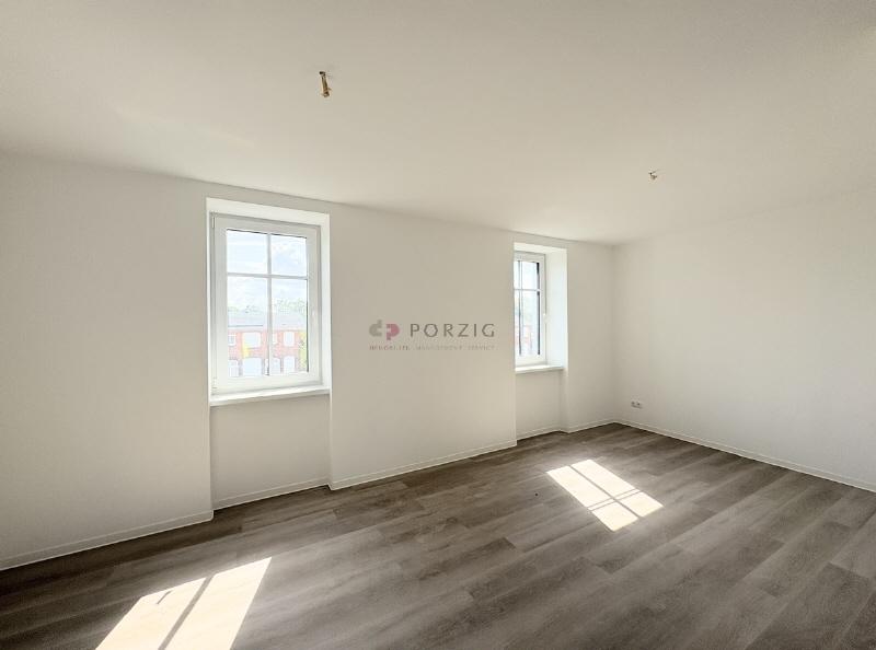 Einziehen & wohlfühlen: frisch modernisierte 2-Raum-Wohnung mit Charme - Foto 2