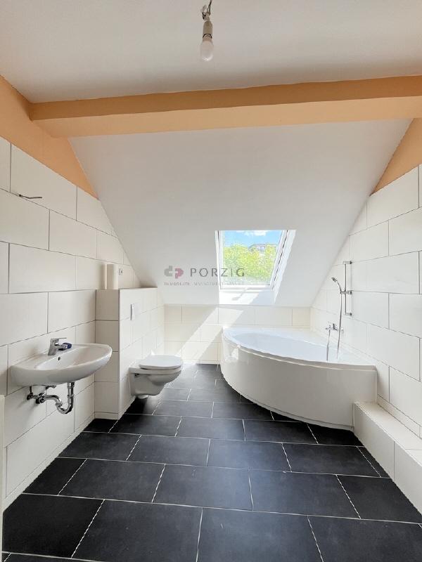 Ihr neues Familienzuhause: Moderne 5-Raum-Wohnung im grünen Viertel - Foto 3