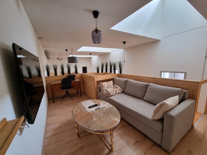 Großzügige Familienwohnung oder Alters-WG mit TOP-Ausstattung! - Foto 1