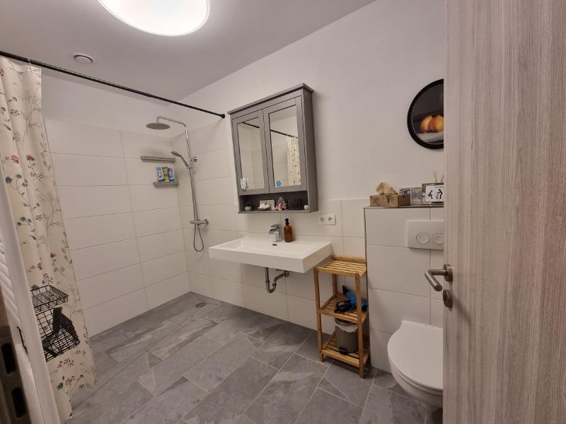 Großzügige Familienwohnung oder Alters-WG mit TOP-Ausstattung! - Foto 4