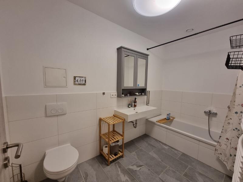 Großzügige Familienwohnung oder Alters-WG mit TOP-Ausstattung! - Foto 5