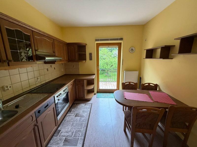 Wohnen mit Komfort: Separates WC, Einbauküche und großer Balkon im Herzen von Triptis! - Foto 3