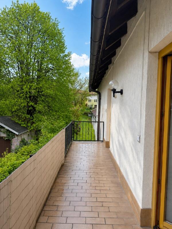 Viel Platz zum Wohlfühlen – mit großem Balkon, Einbauküche und separatem WC - Foto 5
