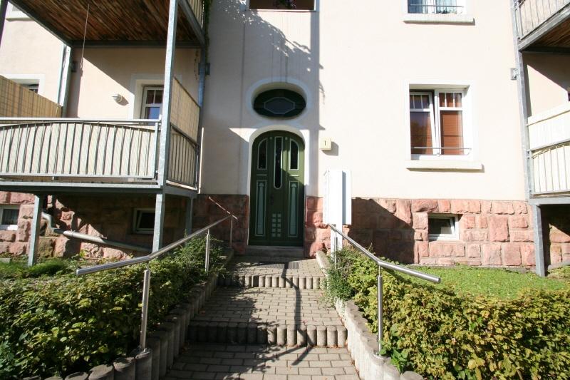 Zwei schöne Räume mit Einbauküche und Balkon ! - Foto 4