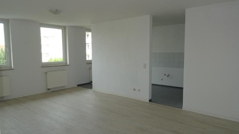 Moderne Zweiraumwohnung mit Einbauküche - Photo 1