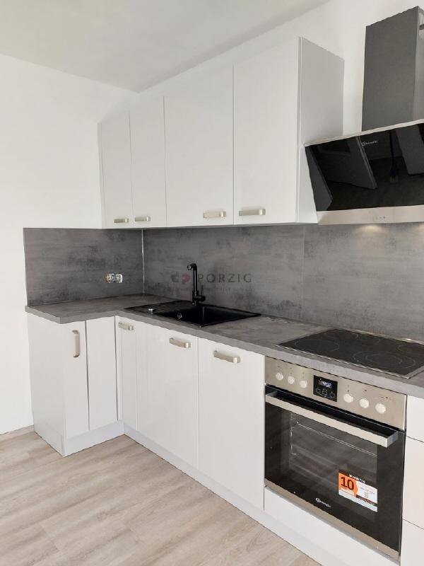 Stilvolle Dachgeschosswohnung - hell, ruhig, besonders! - Foto 1