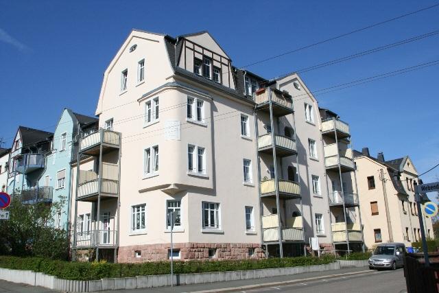Single-Wohnung mit Einbauküche und Balkon ! - Foto 4