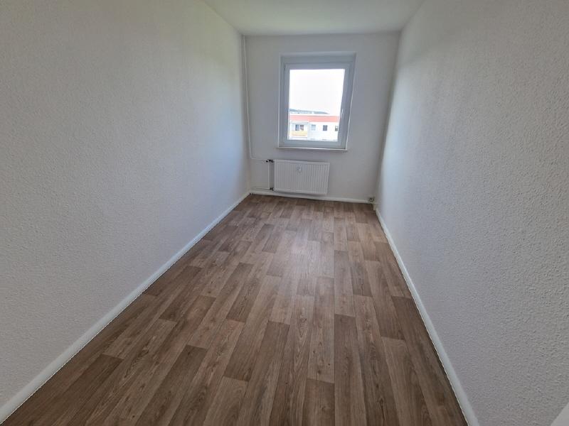 **Charmante 3-Raum-Wohnung mit moderner Einbauküche & gemütlichem Balkon zum Wohlfühlen** - Photo 1