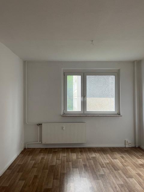 Charmante 3-Zimmer-Wohnung mit Sonnenbalkon und Aufzug in Gera-Lusan! - Photo 5