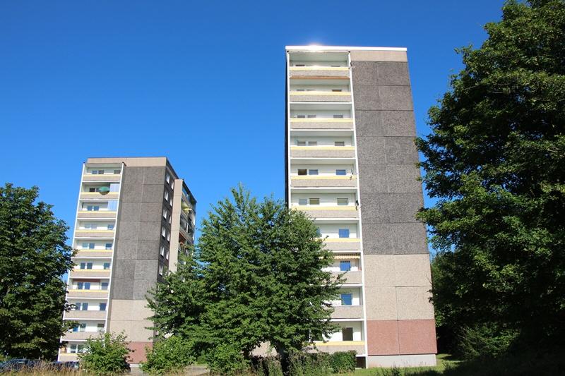 Charmante 3-Zimmer-Wohnung mit Sonnenbalkon und Aufzug in Gera-Lusan! - Photo 4
