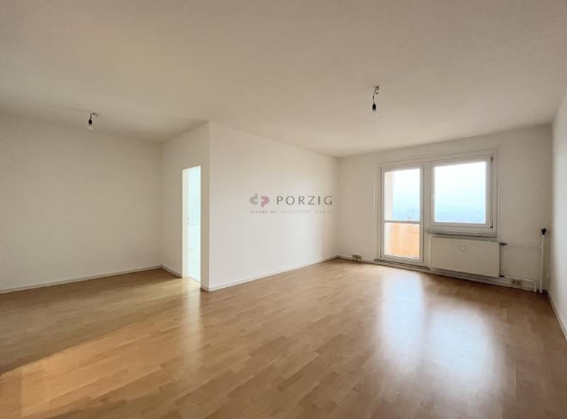 Ganz oben. Ganz ruhig. Ganz besonders: 2-Zimmer-Wohnung mit Weitblick - Photo 1