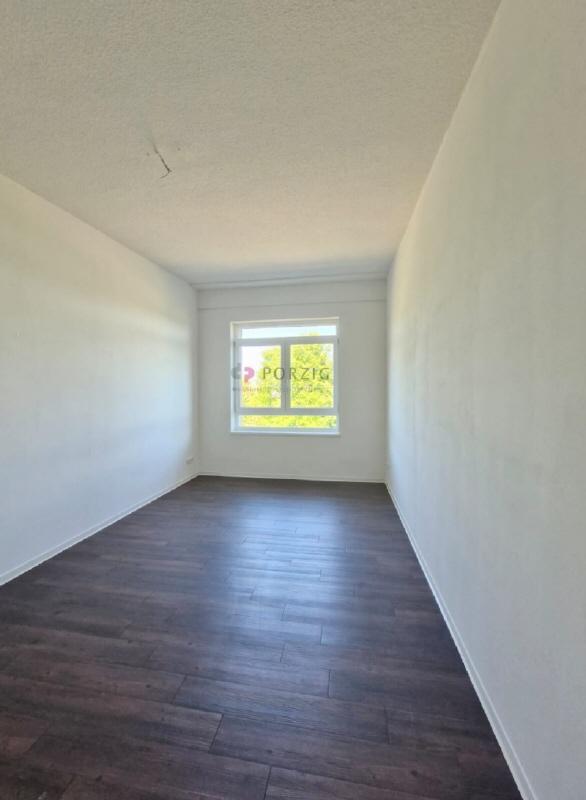 Großzügige helle 3- Raum-Wohnung - Foto 4